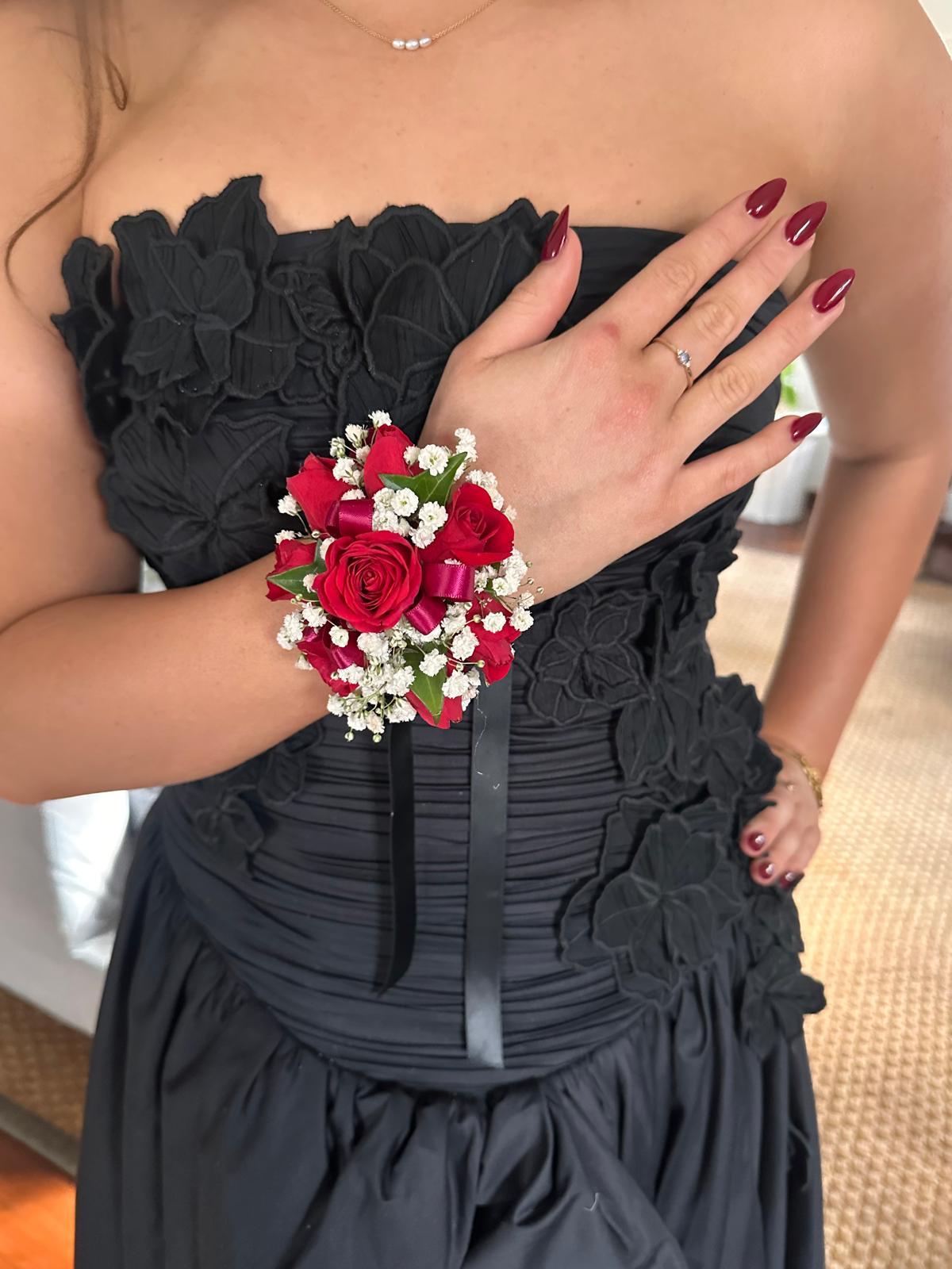 Category B corsage 2